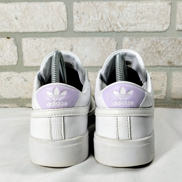 Adidas Bryony Low-top Fashion Sneakers Athletic Shoes Women 8 White Casual - Picture 8 of 9